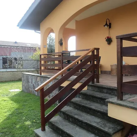 Around The World Bed & Breakfast